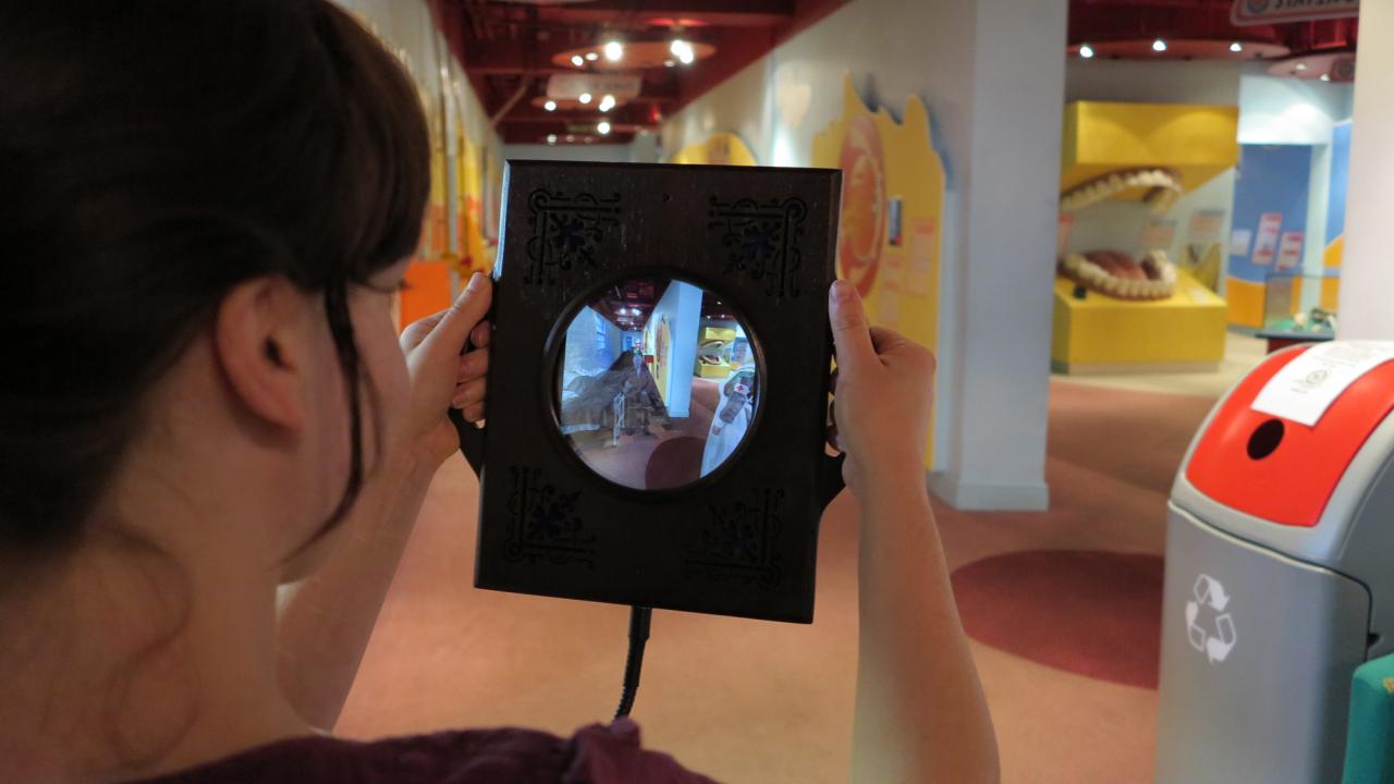 Workhouse Women Viewer with iPad